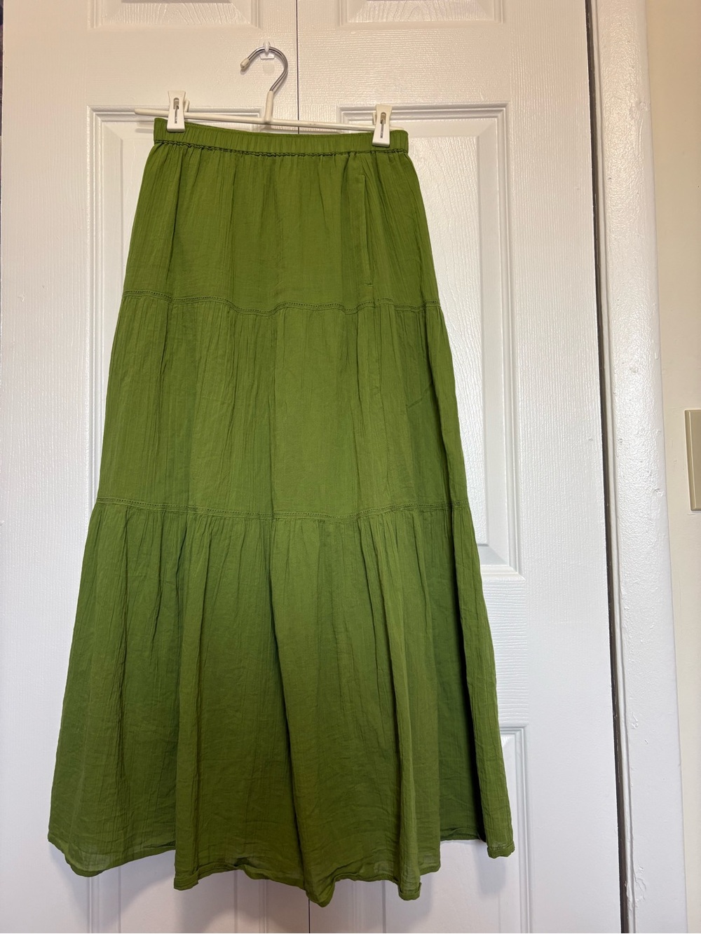 Uniqlo Green Tiered Maxi Skirt